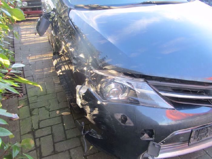 Auto 140257-12.jpg